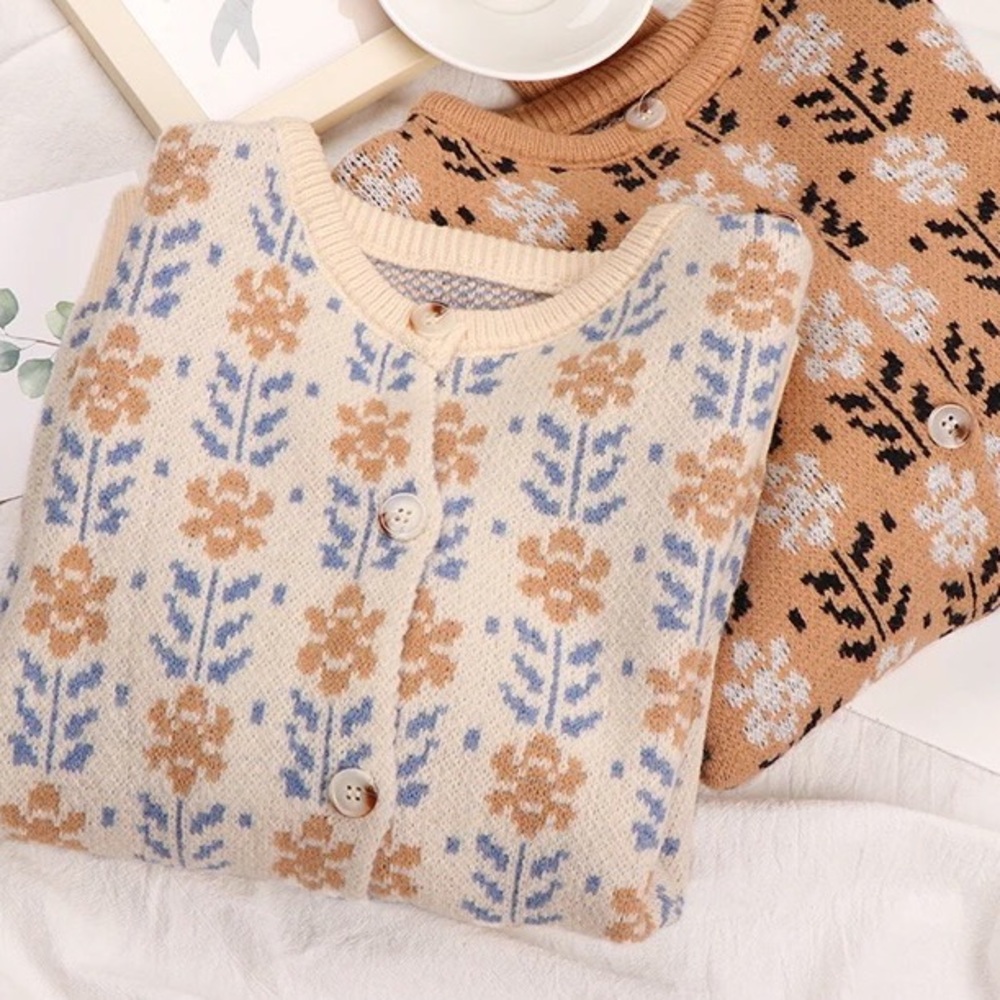 Sweater cardigan flower knit button blue cream gray  khaki long sleeve - Picture 2 of 10